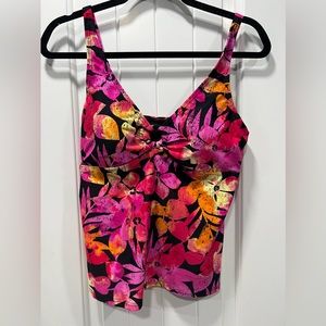 OCEAN DREAM Signature Multicolor Tankini Top Size 12.